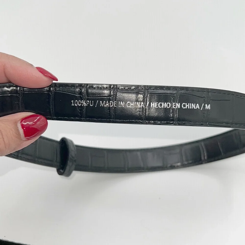 United Colors of Benetton Mens M‎ Black Crocodile Embossed PU Belt Career Retro